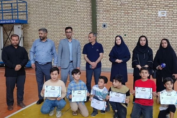 برگزاری مسابقات طناب‌کشی در پایگاه شهید مصطفی خمینی شیروان