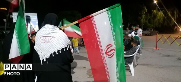 هشتاد و نه شب حضور در خیابان