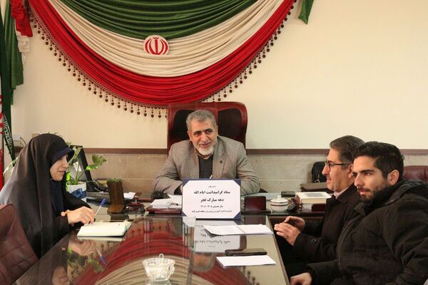تشکیل ستاد دهه فجر در آموزش و پرورش فیروزکوه با هدف برنامه‌ریزی منسجم برای ترویج ارزش‌های انقلاب در مدارس