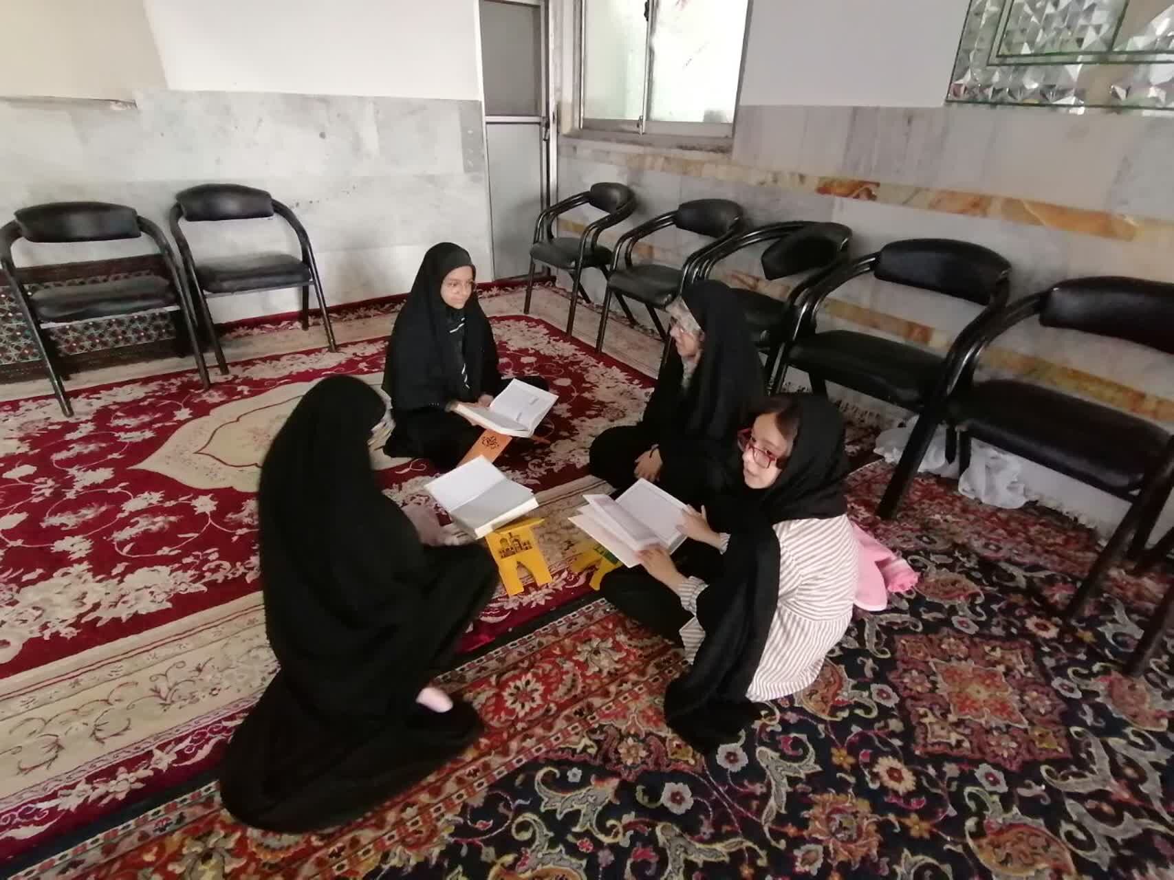 جشنِ اختتامیه کلاس‌های قرآن در امام زاده نقی الهادی (ع) شیروان