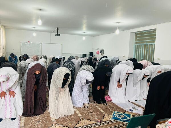 آیین تجلیل از برگزیدگان مسابقات قرآنی، فرهنگی و هنری در خاتم
