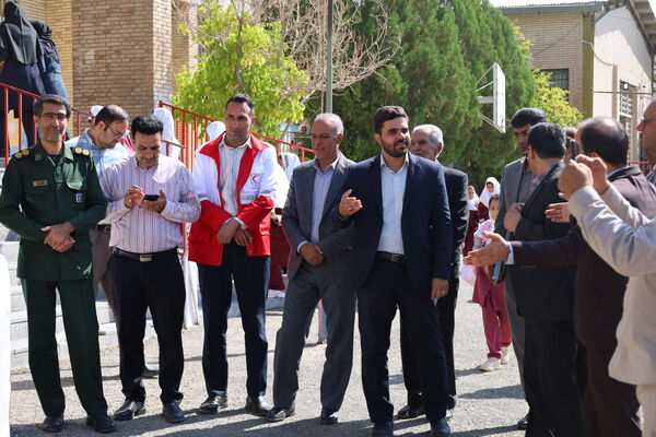 افتتاح زمین والیبال در بافت