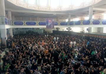 نجواهای کوچکِ شیرخوارگان در لردگان 