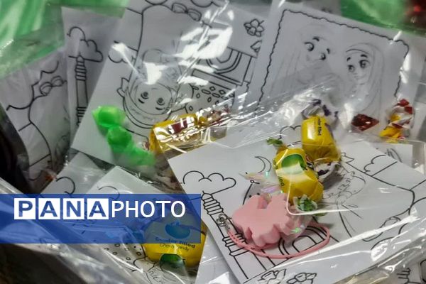 مدرسه شهدای ایران تایر2 میزبان شادی‌های صاحب زمان (عج)