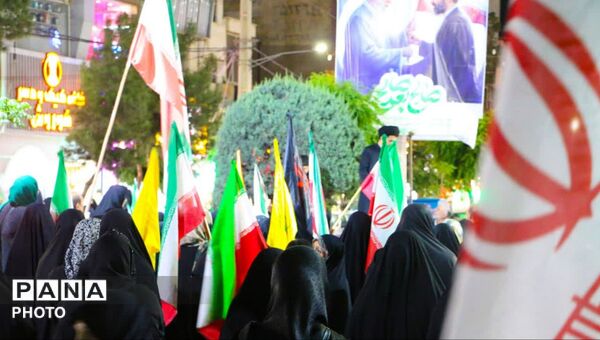 گام‌های استوار شهروندان برای فریاد اقتدار