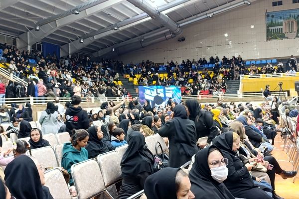 گردهمایی رانندگان سفیر مهر در هفته حمل‌ونقل شیراز