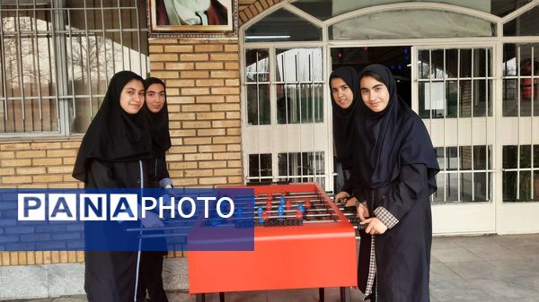 ضیافت افطاری در دبیرستان هیات امنایی فیض کاشانی