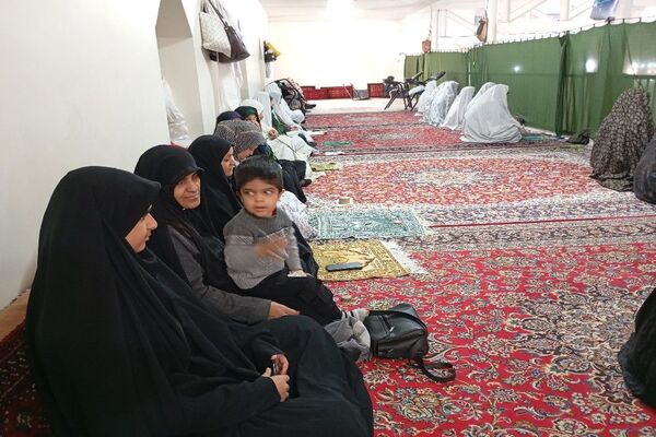 نماز جمعه عبادی سیاسی در شهر بار