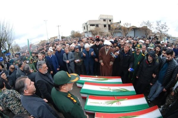 تشییع با شکوه چهار شهید وطن از دیار مرند با حضور مدیرکل آموزش و پرورش آذربایجان شرقی 