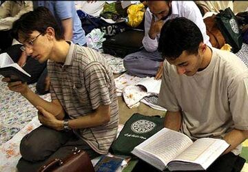 سه روز آرامش و معنویت؛ اعتکاف دانش‌آموزان پسر ملایر