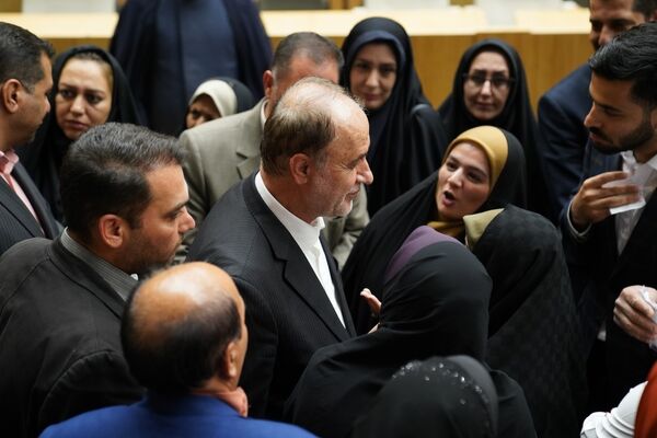 آیین تجلیل از معلمان نمونه و فداکار استان اصفهان