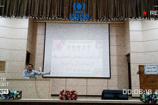 آموزش هوش مصنوعی و فن بیان به فرماندهان واحدهای پیشگام دهگلان در اردوگاه سلیمان خاطر