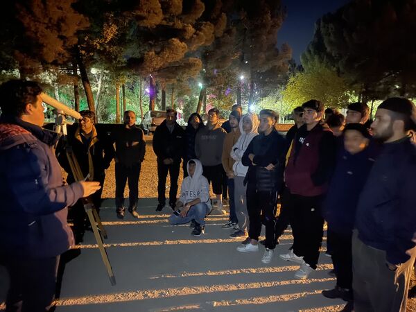 رصد ستارگان دانش آموزان دبیرستان شاهد ابوذر غفاری