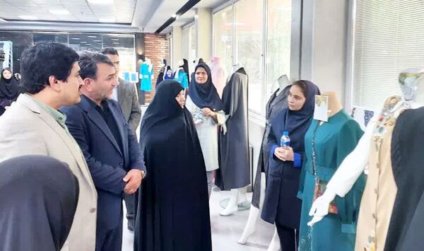 افتتاح اولین جشنواره مد و لباس ایرانی - اسلامی در شهرستان ملارد