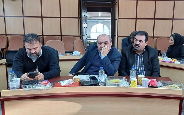 نشست صمیمی فرماندار شهریار با اصحاب رسانه و فعالان فضای مجازی