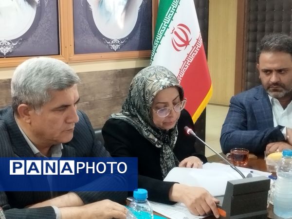 حضور معاونان وزارت بهداشت و مسئولان کشوری در شهرستان قروه