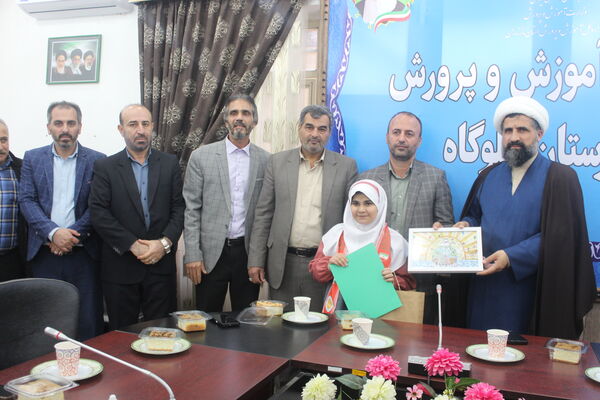 آیین تقدیر از دانش‌آموزان برگزیده مسابقات و جشنواره‌های بین‌المللی در گلوگاه