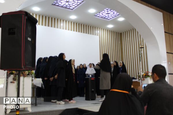 وقتی صدای خبرنگاران پانا به احترام معلمان بلند شد
