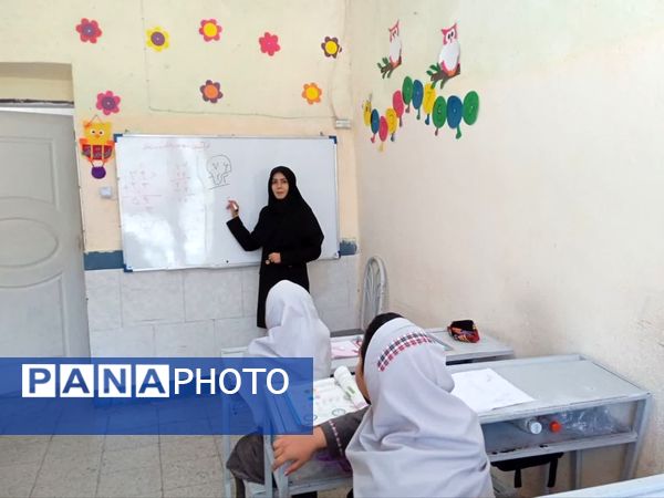 کلاس‌های تقویتی در ایام تابستان در دبستان شهید نجفی فدافن