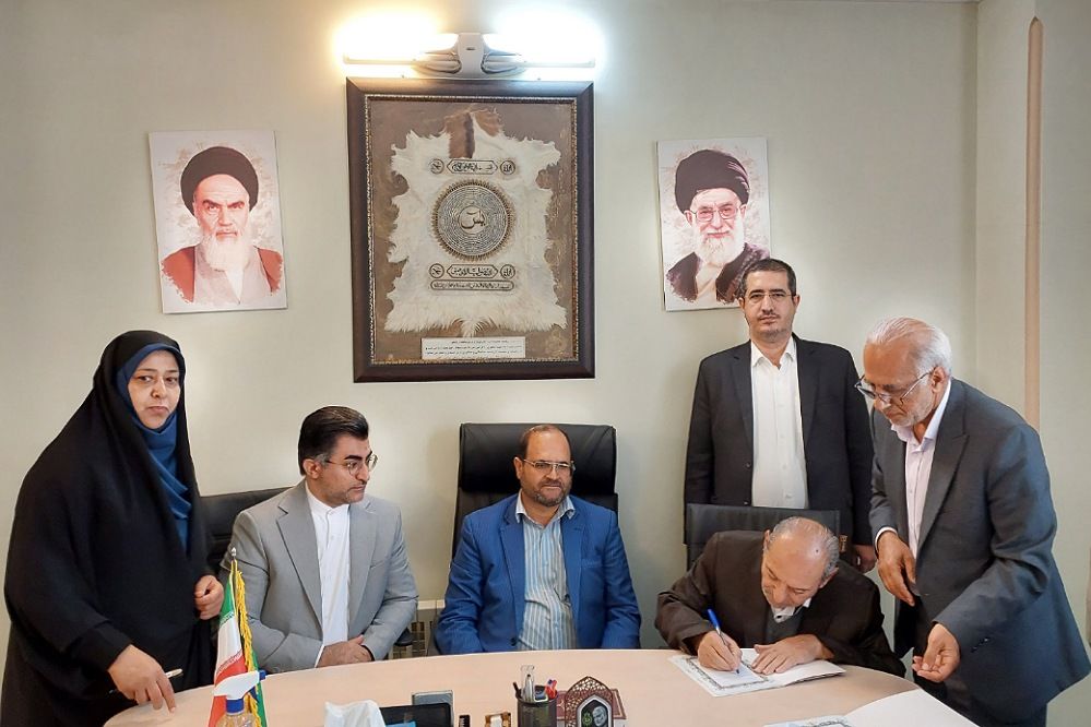 تفاهم‌نامه ساخت مدرسه ۹ کلاسه در رودهن منعقد شد