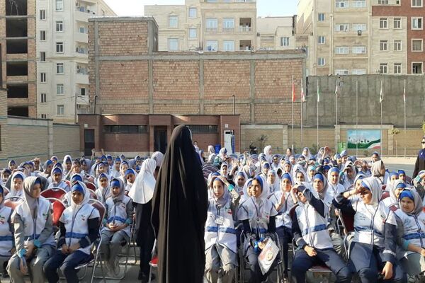 افتتاحیه سفیران سلامت پاکدشت در آموزشگاه ام‌الشهدای مظفر