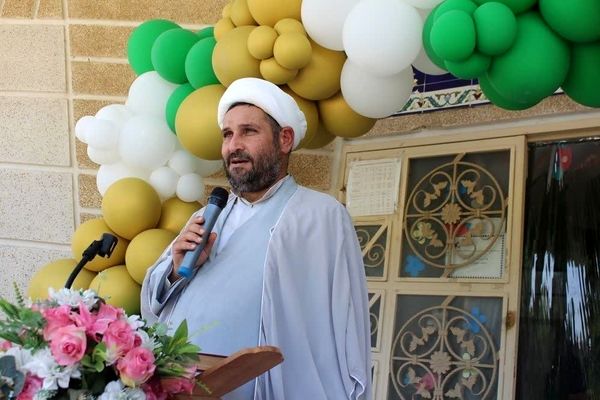 وحدت رمز پایداری جوامع اسلامی است