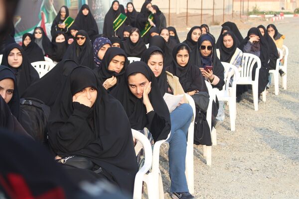 مراسم دومین سالگرد خاکسپاری شهید گمنام آموزشکده فنی دختران قم