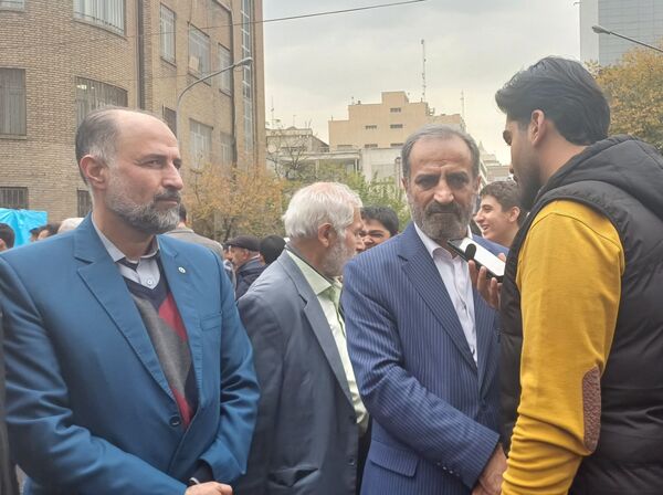 حضور پرشور مردم تهران در راهپیمایی 13آبان