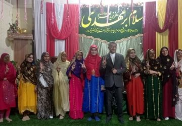 جشن میلاد حضرت ولی‌عصر (عج) در دبیرستان دخترانه شهید محسن اخلاص طلب