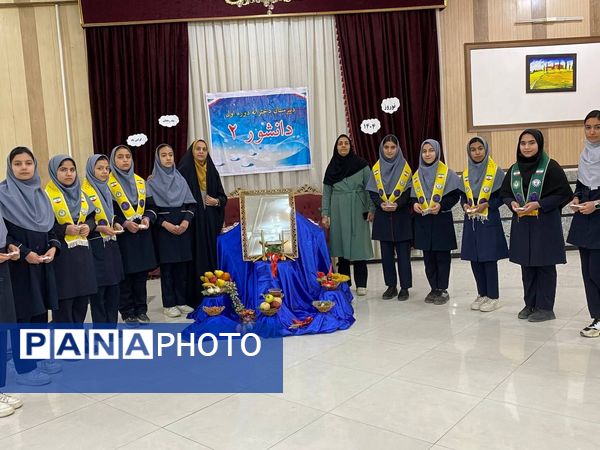 ضیافت افطاری و تقدیر از دانش آموز پیشتازان فعال