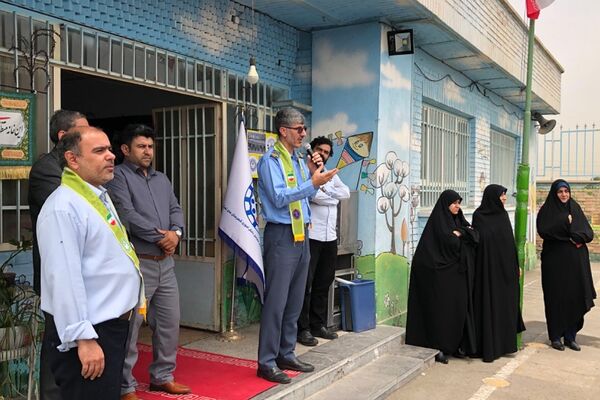 بازدید کشوری از دانش‌آموزان پیشتاز دبستان فولادفر ناحیه دو شهرری 