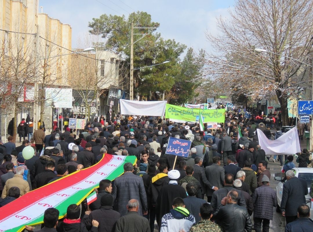 راهپیمایی یوم الله ۲۲ بهمن ماه در شهرستان خلیل‌آباد
