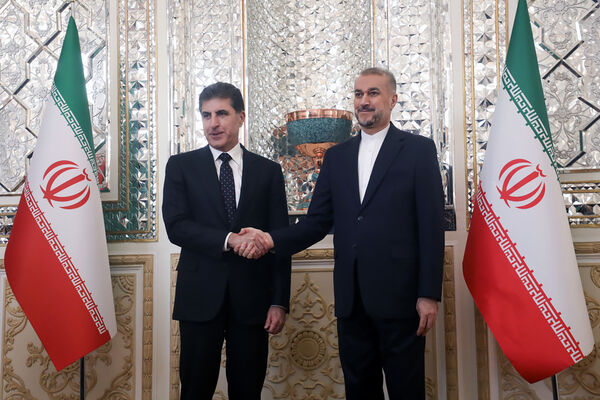 دیپلمات شهید