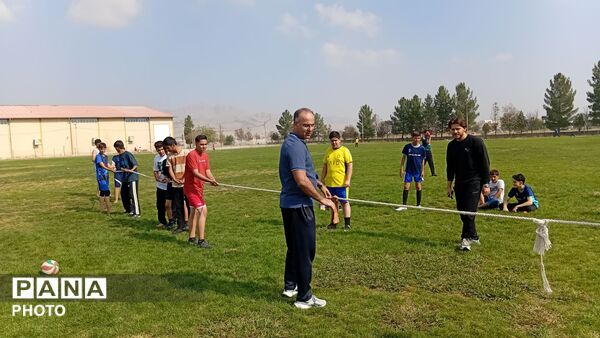 آیین افتتاحیه المپیاد ورزشی درون مدرسه‌ای نمونه دولتی پژوهش آشخانه 