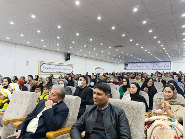 برگزاری جشن یلدا برای کودکان پیش دبستانی در خلیل آباد 
