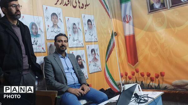 صدای کودکان میناب از دل استودیو مدرسه وطن خرم‌آباد