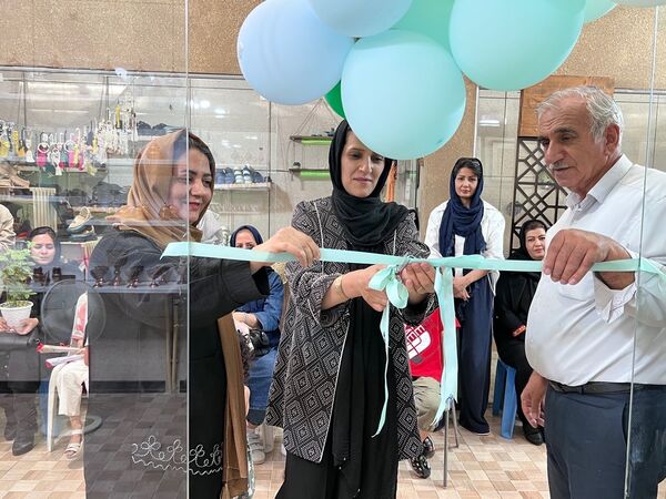 افتتاحیه غرفه فیروزه کوبی در بازارچه صنایع دستی شهرکرد
