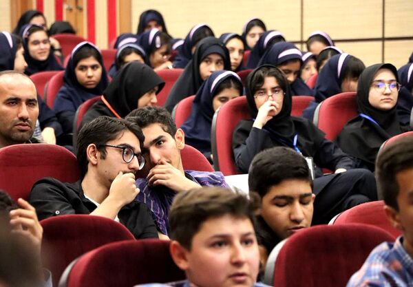 سومین کارسوق کشوری لیزر و اپتیک
