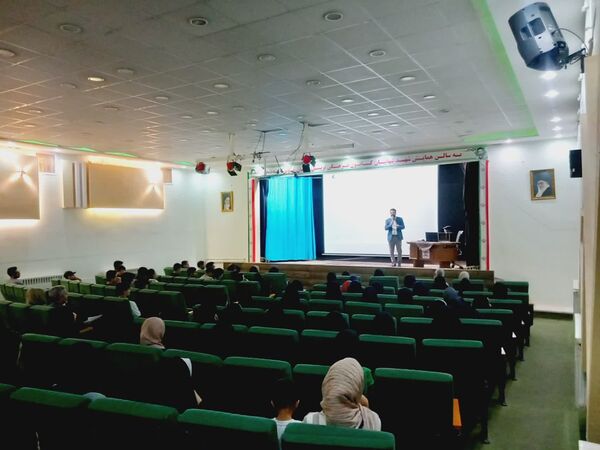 همایش نردبان موفقیت در کاشمر 