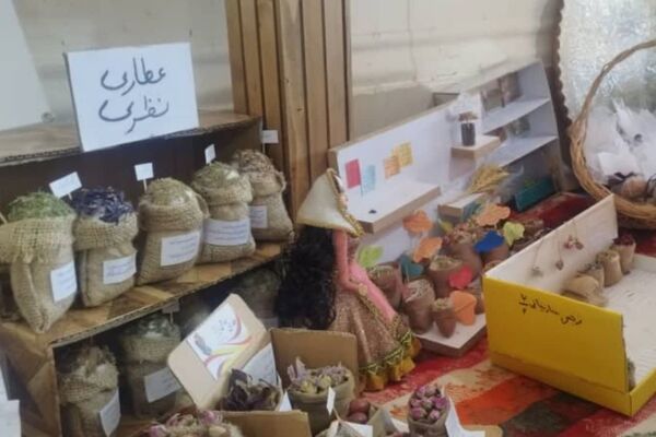 جشنواره غذاهای محلی شاهد 16، عطر سنت در حیاط مدرسه