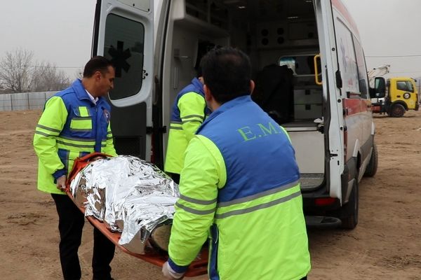 مانور زلزله با محوریت ارزیابی کمیته‌های بحران در سالروز زلزله بم در نظرآباد