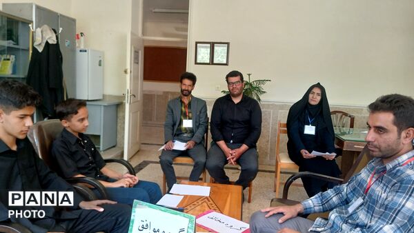 رقابت دانش‌آموزان بن در جشنواره خوارزمی
