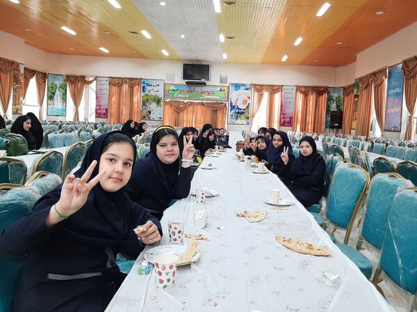 اختتامیه دوره ارتقاء مهارت‌های رابطان مشاوره نواحی هفت‌گانه مشهد و تبادکان