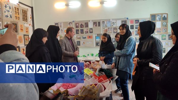 نمایشگاه ماها در هنرستان بصیرت آشخانه