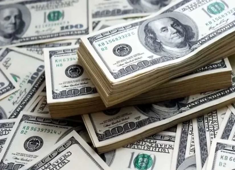 امکان فروش ارز در مرکز مبادله ارز و طلا برای عرضه‌کنندگان ارز نیمایی فراهم شد