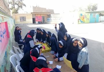 انتخابات شورای دانش آموزی  در دبستان ناهید نخودی 