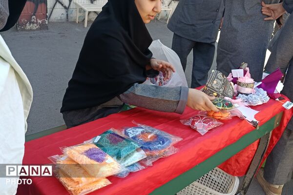 رنگِ خلاقیت در مدرسه رستمرودی پیچید