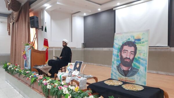 جشن روز دانش آموز در دبیرستان مهشید مصلی نژاد 