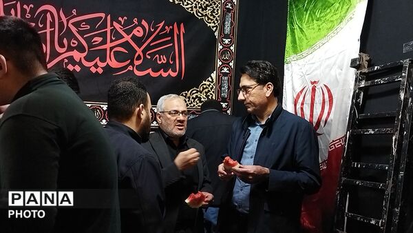  فعالیت موکب های عزاداری در خیابان امام خمینی نیشابور