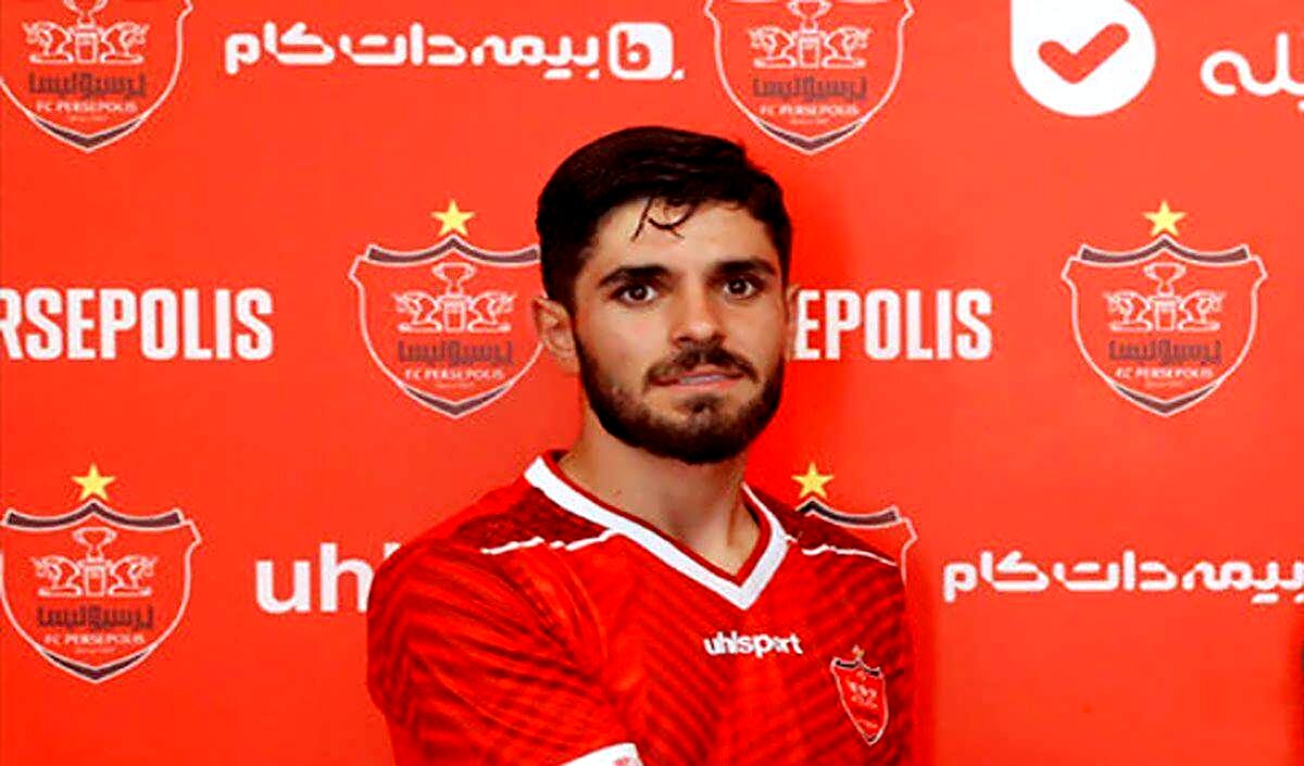 محمد عمری: سربازم و تحت قرارداد پرسپولیس 